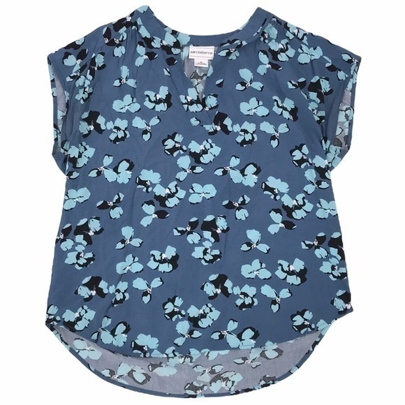Liz Claiborne Tops - Liz Claiborne Blouse
